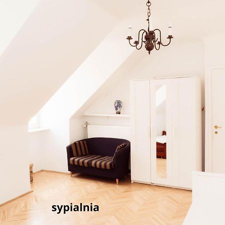 Apartament W Kamienicy Na Starym Miescie Varsóvia Exterior foto